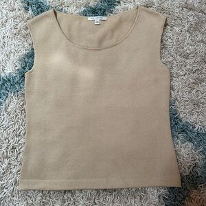 St. John knitted sleeveless, Tan color